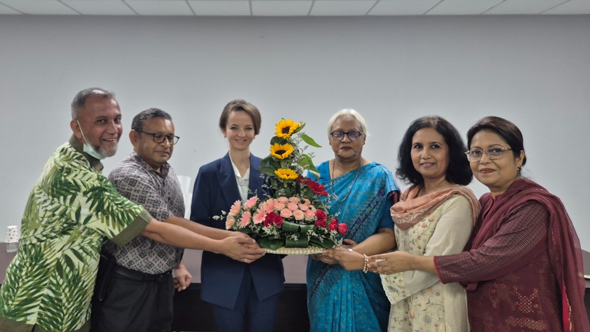 স্বাস্থ্যসেবার ভবিষ্যৎ গড়ি একসঙ্গে: রাশিয়ায় চিকিৎসা শিক্ষার সুযোগ