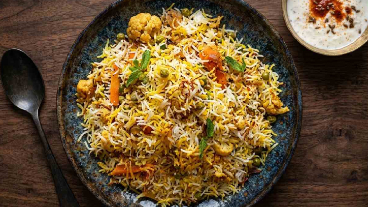 তেল ছাড়া স্বাস্থ্যকর দম বিরিয়ানি